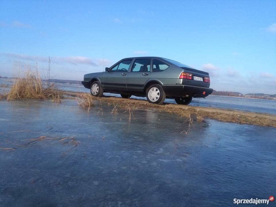 vw passat b2 30latek szczupak 16 benzyna zielony Łomża sprzedam