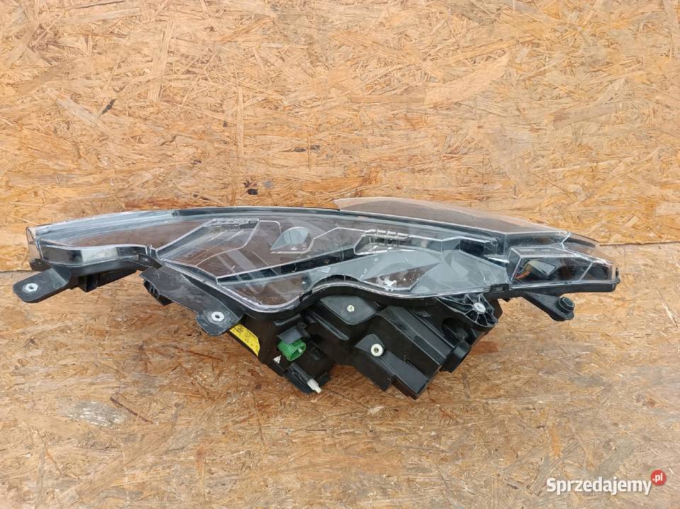 LAMPA PRAWY PRZÓD EU FERRARI 812 SUPERFAST Nowy Tomyśl