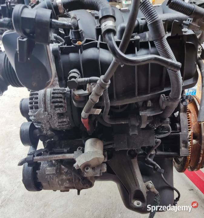 SILNIK N46 KOMPLETNY N46B16 AB BMW E90 E87 Radom