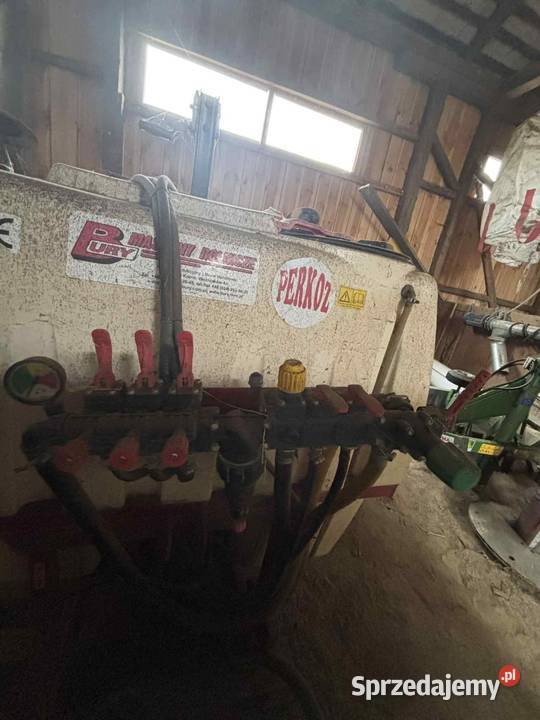 Sprzedam opryskiwacz bury 600l Mościska