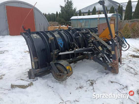 Sprzedam pług do śniegu
