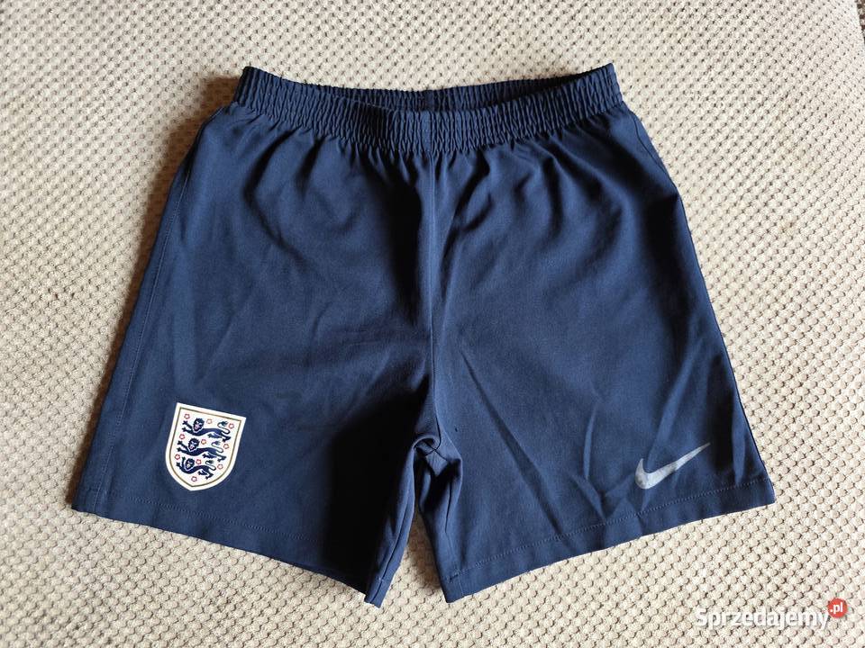 NIKE szorty dziecięce rozmiar 116122