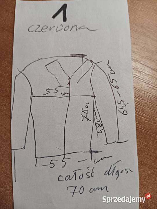 Kurtki Damskie czerwony sprzedam