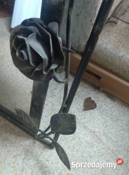 Lustro ścienne 40x60 rama metalowa kwiaty róże