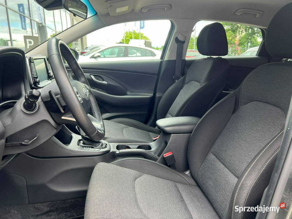 Hyundai i30 15 TGDI FASTBACK Smart 48V 7DCT Piotrków Trybunalski