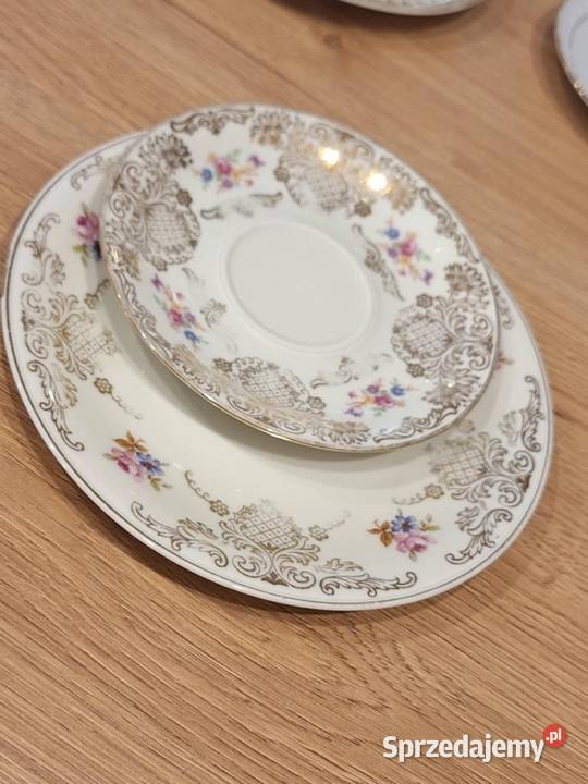 Zestaw porcelana talerz i podstawek Braniewo