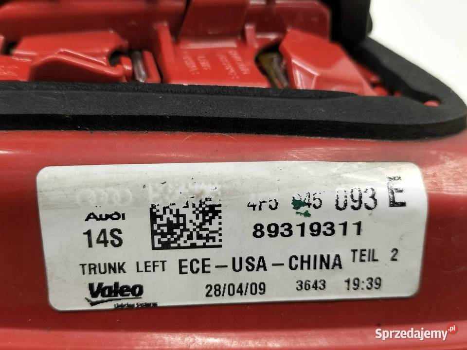 LAMPA TYŁ W KLAPĘ LEWA SEDAN LIFT 4F5945093E