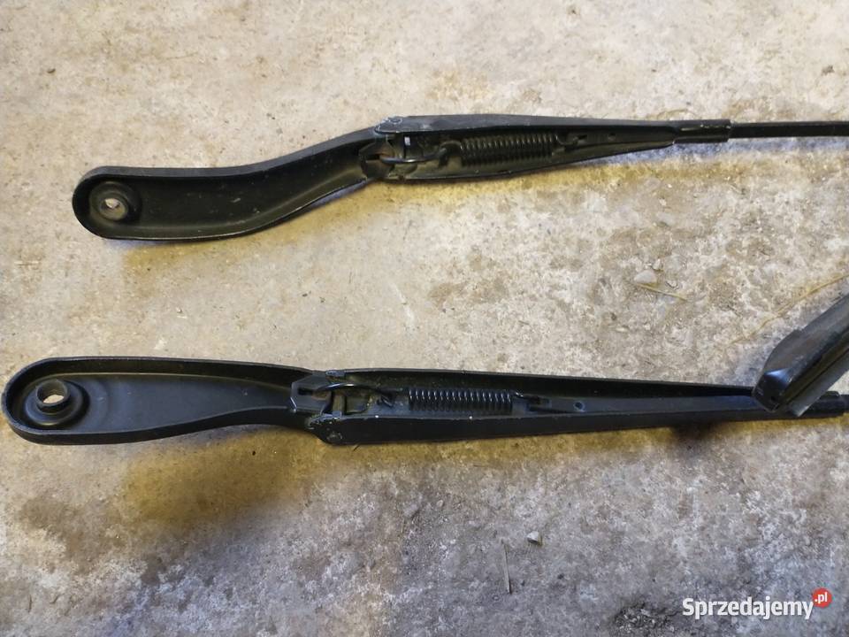 Ramię wycieraczek lewe prawe komplet Volvo v50 sprzedam
