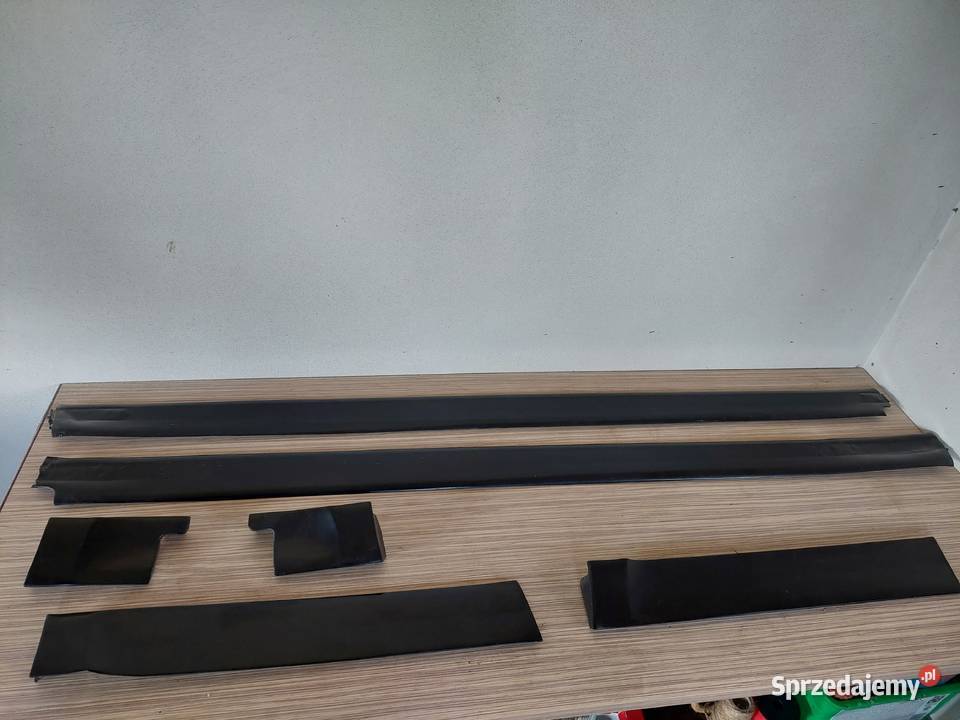 Listwy dolne kpl Audi 80 Cabrio 1997r Listwy i nakładki Proszowice