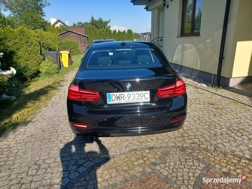 BMW 318i m pakiet sedan Polski salon aluminiowe felgi Wrocław