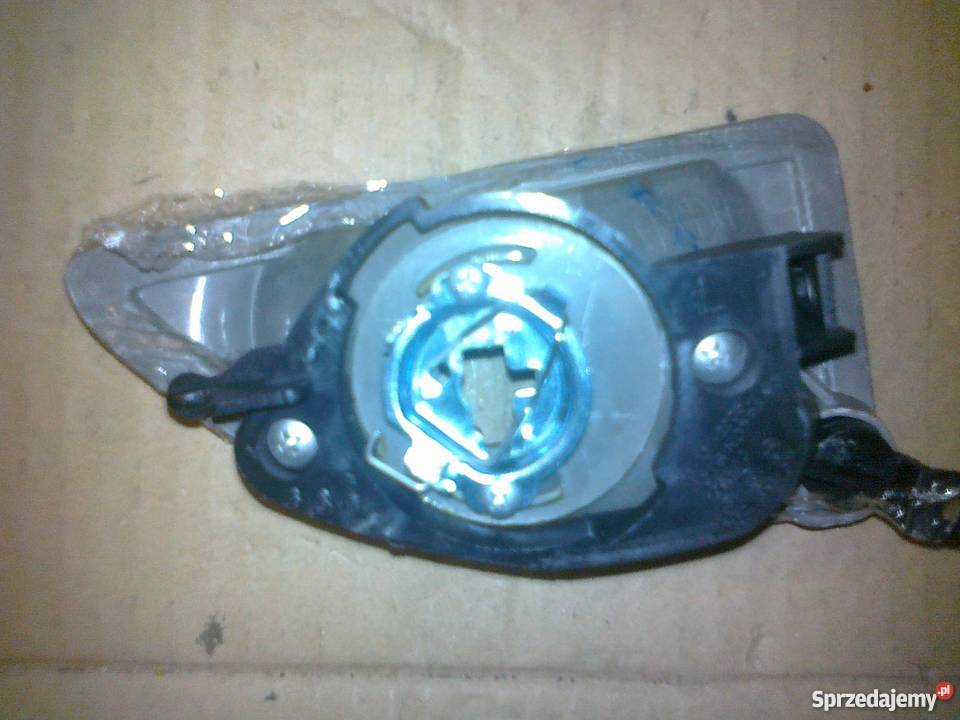 FORD FOCUS 9801 HALOGEN W ZDERZAK LEWY NOWY DEPO Pruszków sprzedam