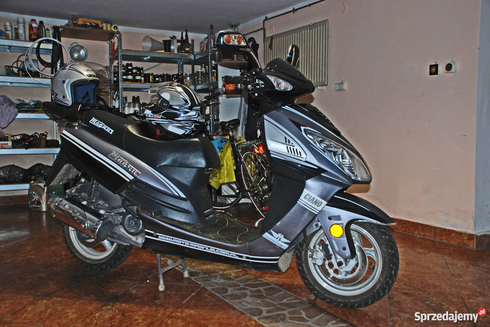 Skuter Moto Magnus Ciano kufry Konin