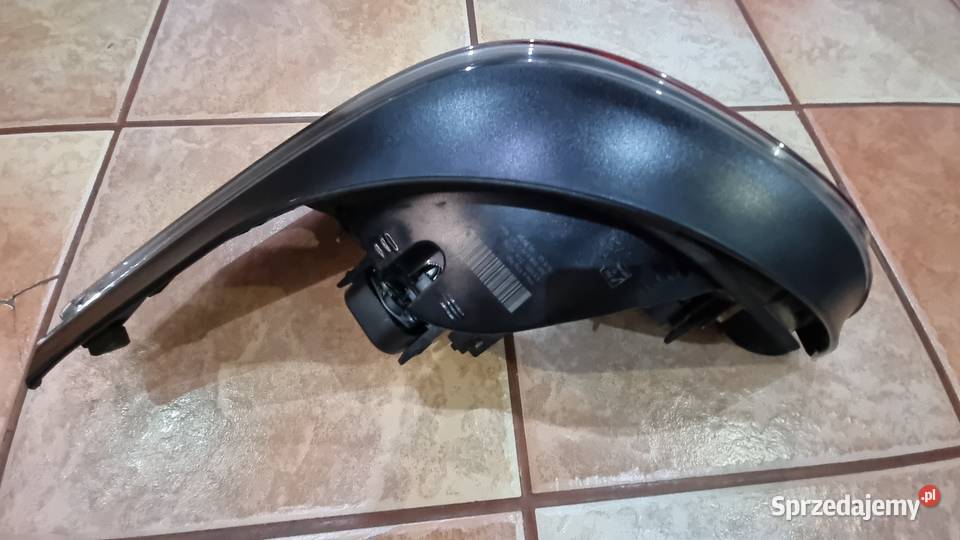Lampa tylna prawa bmw E60 prawe Kotwasice