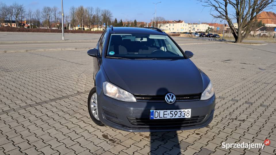 Golf 7 12 benzyna Niski Przebieg Legnica