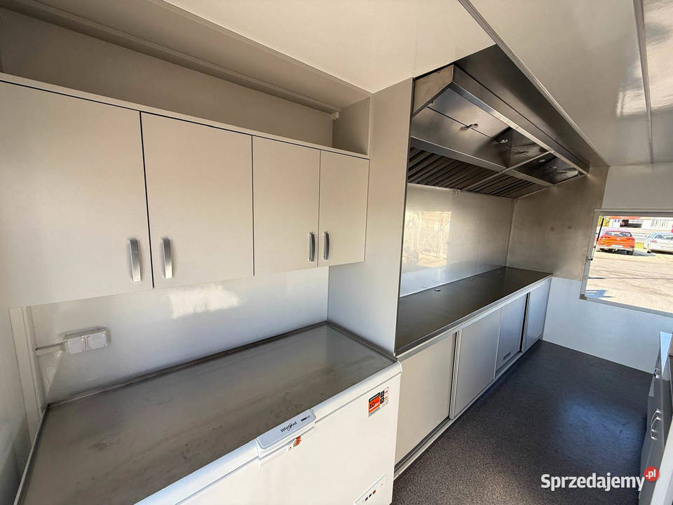 Przyczepa gastronomiczna kebab gotowy biznes Rok produkcji 2025 Kotlin