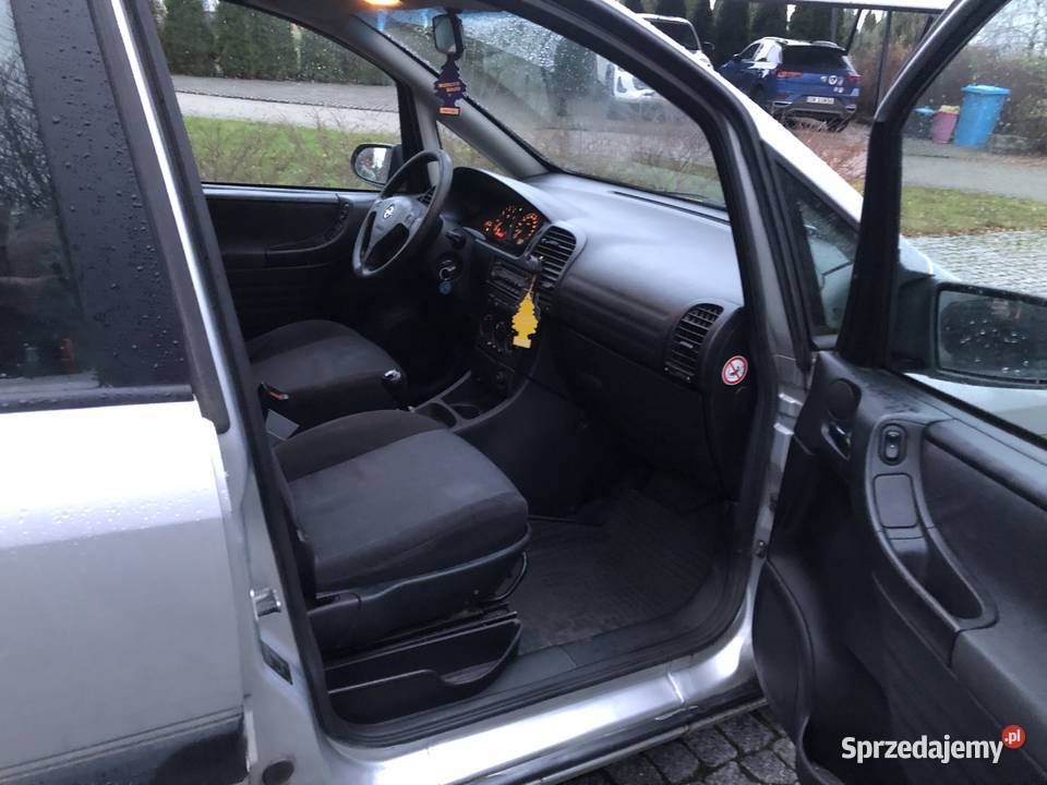 Opel zafira 18gaz 7osob