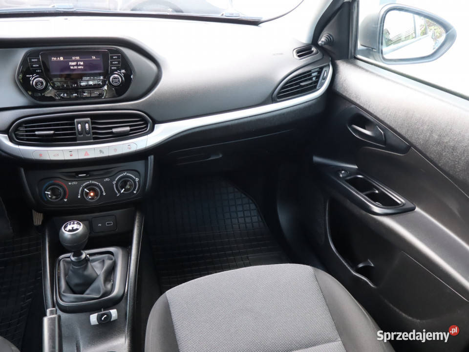 Fiat Tipo 14 16V Rok produkcji 2020 Katowice sprzedam