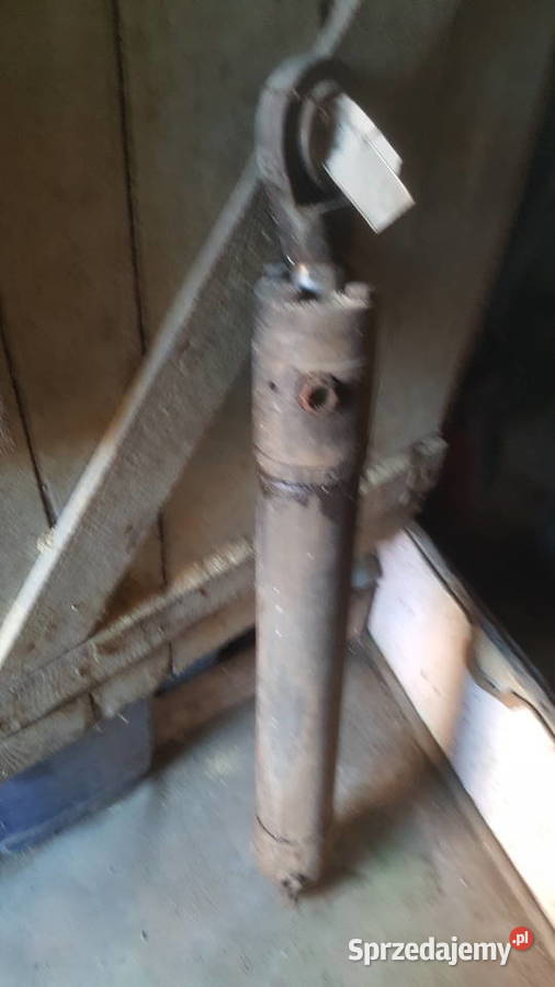 Siłownik hydrauliczny do ładowacza cyklop Rydzyna