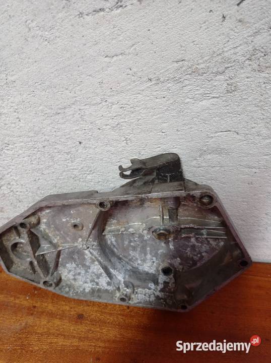 Pokrywa kapa silnika Komar motorynka Łubno