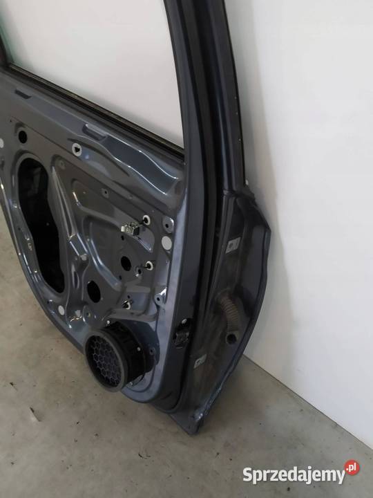 DRZWI LEWE TYŁ SEDAN Skoda Superb III 2015 sprzedam