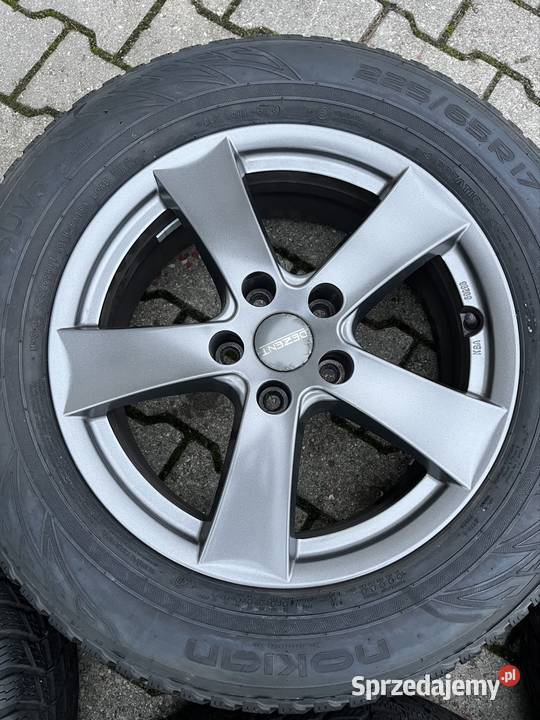 Koła zimowe 17 5x1143 SUV Honda CRV Nokian Świdnik