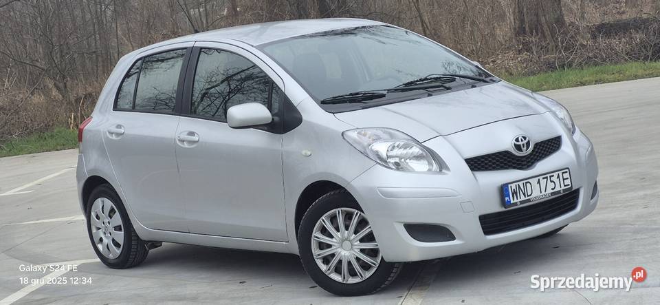 Toyota Yaris 2 13 LPG 5 drzwi Klima Hak Niski Nasielsk