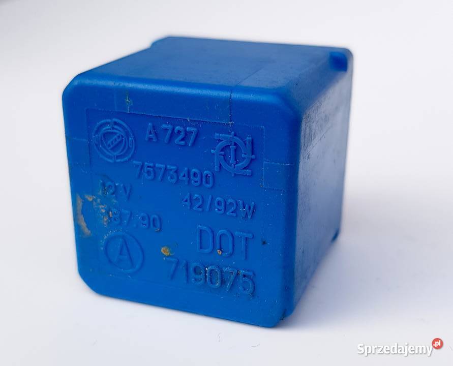 Przekaźnik 719075 3 pin 12V Przekaźniki Motoryzacja Kłodzko