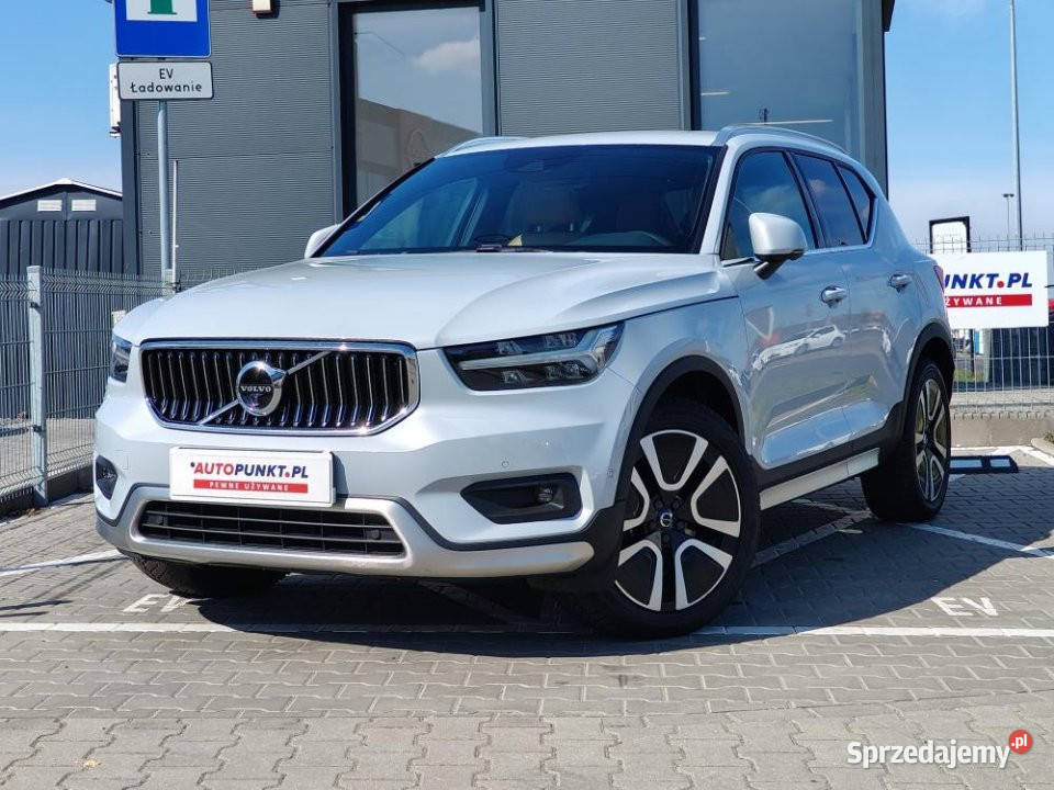 Volvo XC40 2021r FV23 kamera 360 bezwypadkowy 1969cm3 Poznań