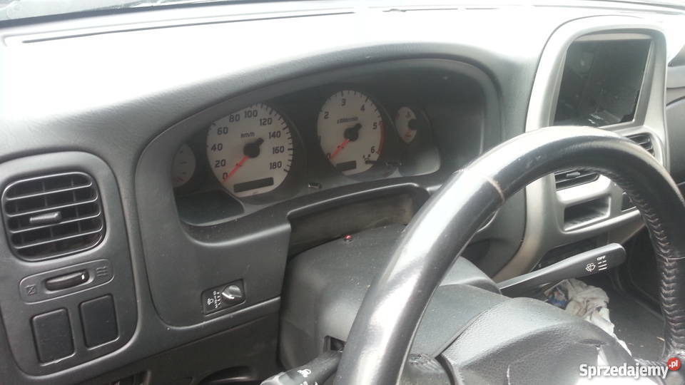 Części z demontażu do Nissan Navara D22