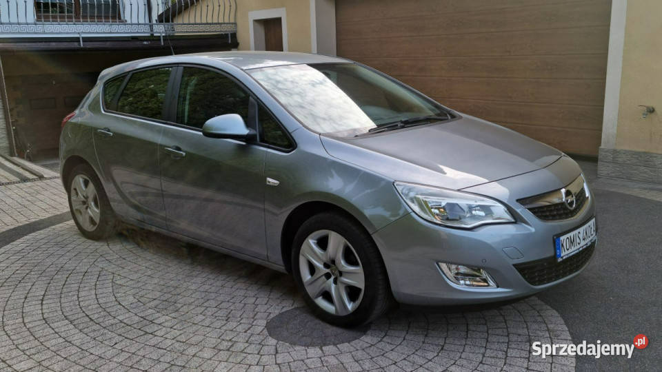 Opel Astra 14 Turbo Grzane Fotele Klima kurtyny powietrzne Płońsk sprzedam