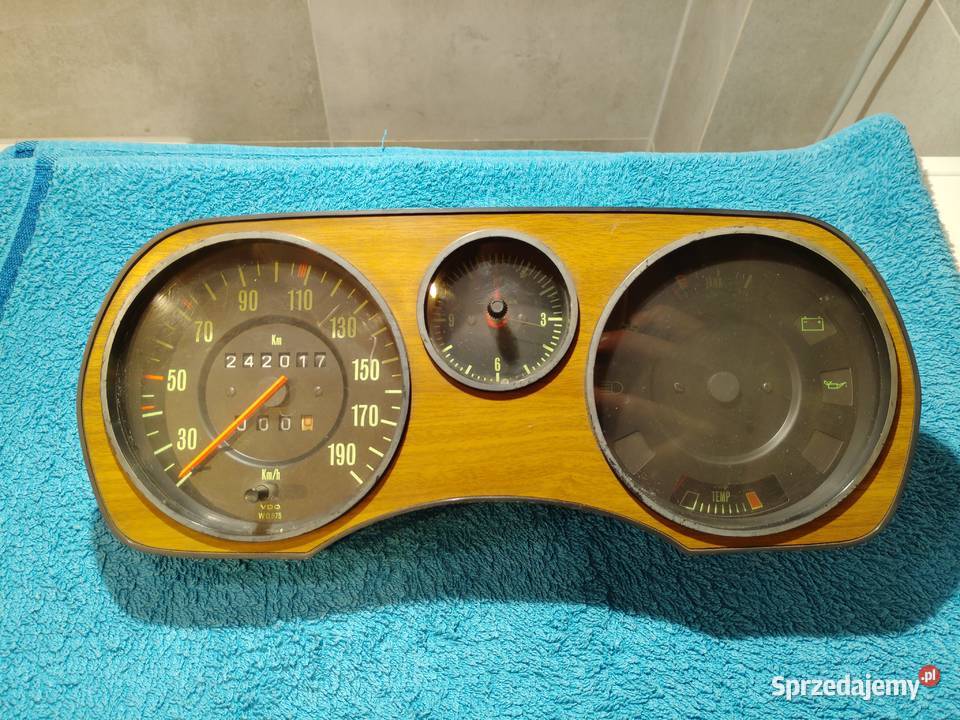 Audi 80 B1 zegary VDO Gliwice
