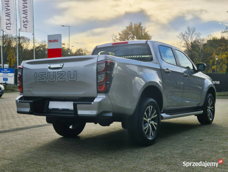 Isuzu D DMAX 19D 163 4WD LSX AT podwójna kabina elektrycznie ustawiane fotele Łódź