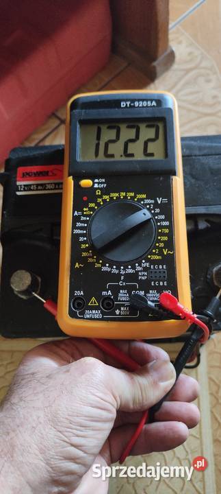 Akumulator 12V jest sprawny Okazja świętokrzyskie Kielce sprzedam