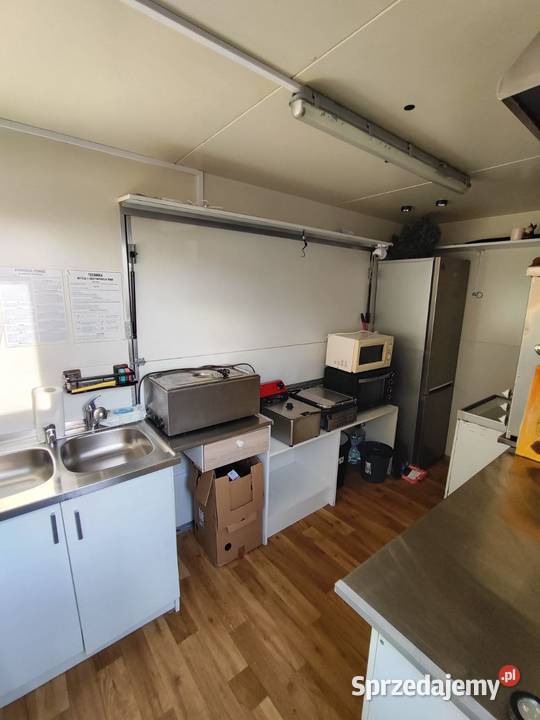 Przyczepa gastronomiczna food truck kurczak z Neptun Wrocław