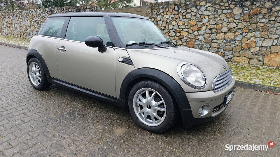 Mini Cooper R56 16 120 Skóra Navi Bixenon Rokietnica sprzedam