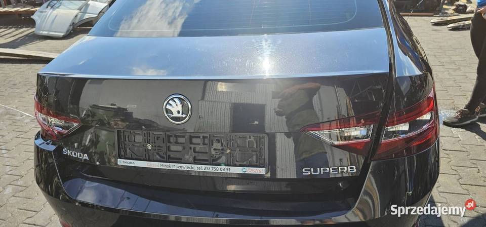 KLAPA TYŁ SKODA SUPERB III LF9R HATCHBACK