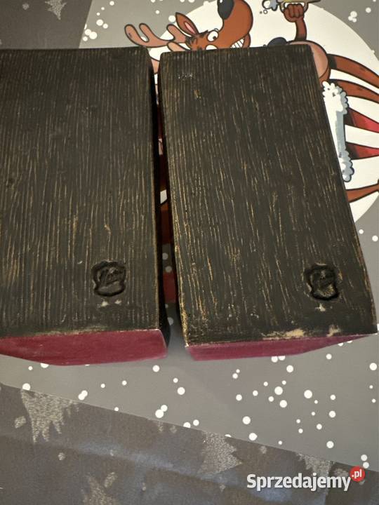 Podpórki do książek sprzedam