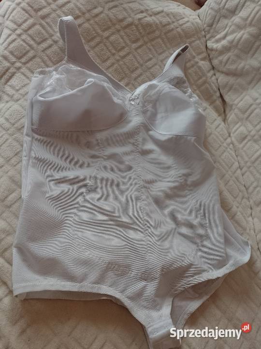 110C 484XL Ekskluzywne białe body modelujące z Kraków