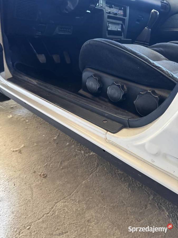 Toyota Camry 1986r Japoński klasyk nieuszkodzony Camry lubelskie Chrząchówek