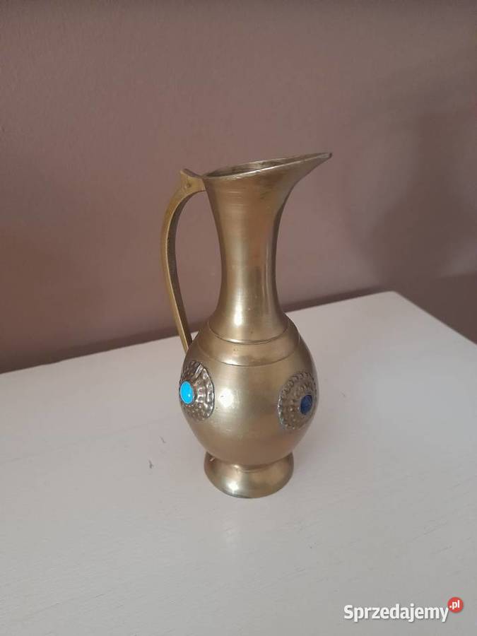 Dzbanuszek z mosiądzu Koło