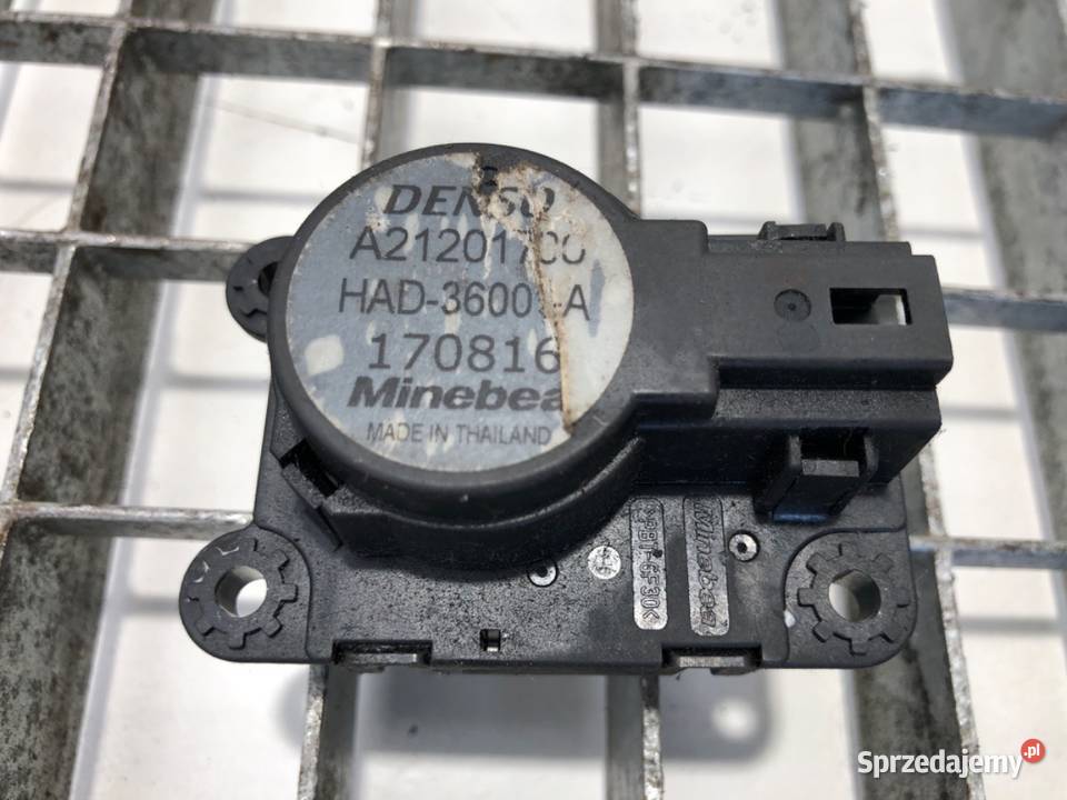 SILNICZEK KLAPEK NAWIEWU RENAULT A21201700