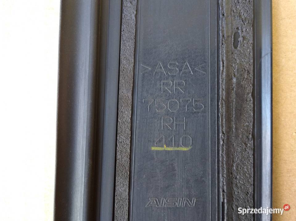 Toyota Rav 4 IV listwa pionowa drzwi osłona Jarocin sprzedam