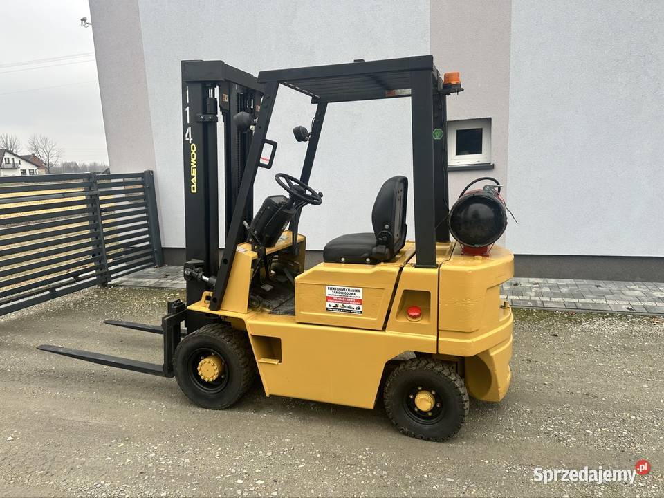 Wózek widłowy DAEWOO 15t 33m automat lpg silnik