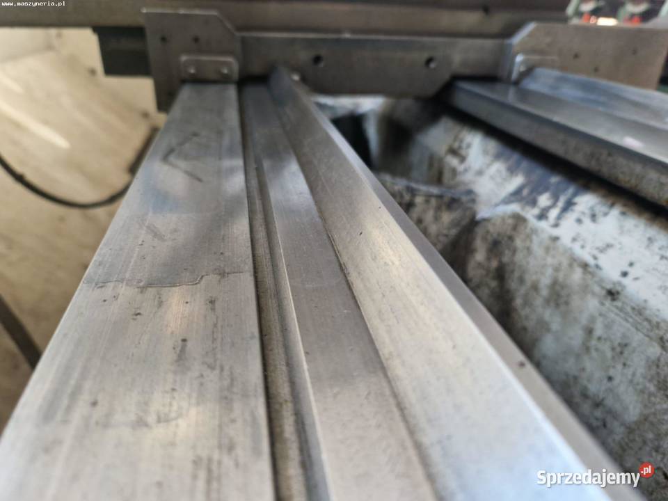 Tokarka uniwersalna COLCHESTER MASTIFF VS 1800 Jelenia Góra sprzedam