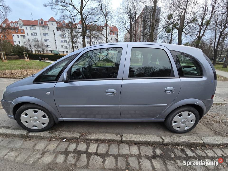 Meriva 14 benzynaSalon Polska mały przebieg dolnośląskie Środa Śląska