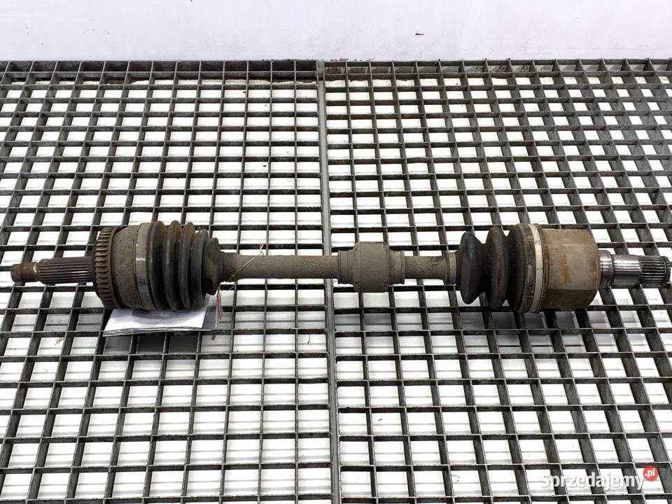 PÓŁOŚ LEWY PRZÓD KIA CARENS IV 17 136 PRZEGUB osobowe sprzedam