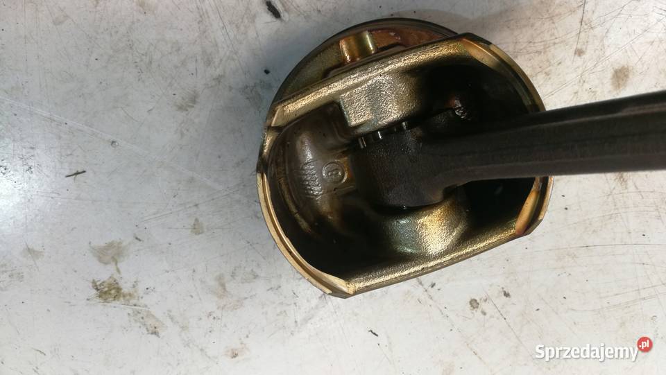 TŁOK KORBOWÓD AUDI A4 A6 C620 TFSI 82L143 06DD Przystajń
