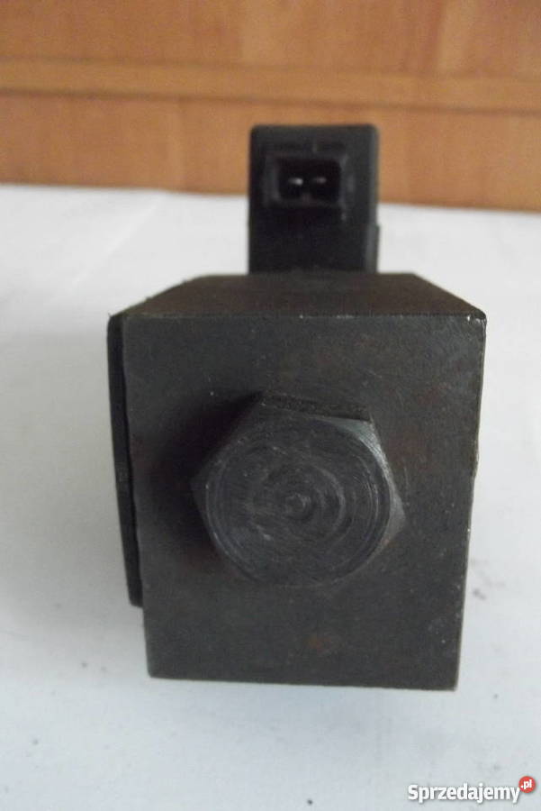 Elektrozawór 2 otworowy napędu MTZ lubelskie Parczew