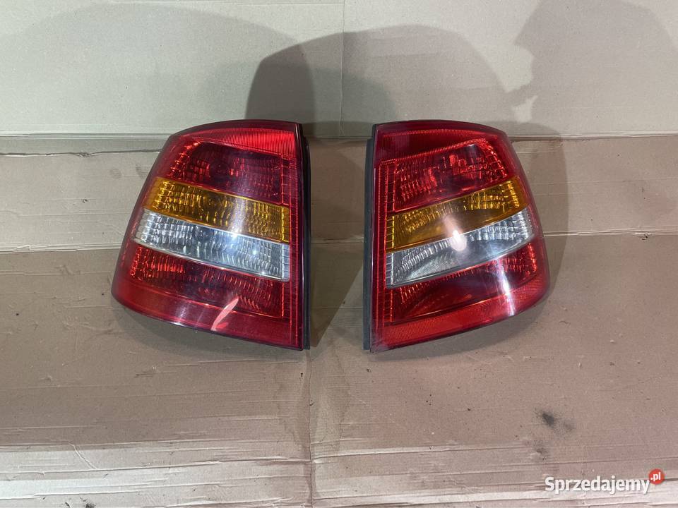 Opel astra g hatchback lampa tył tylna lewa sprzedam