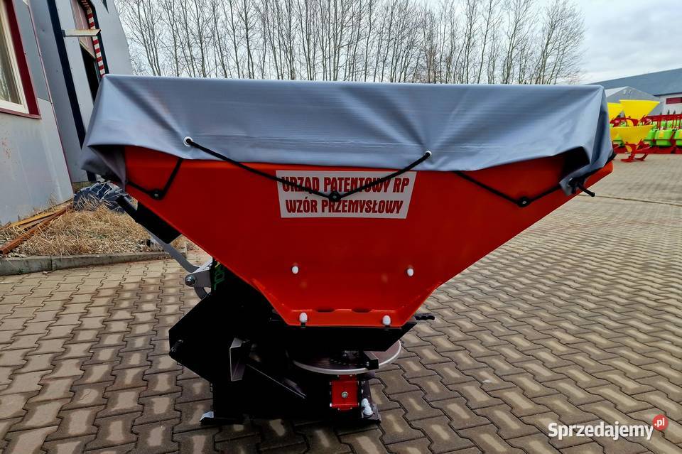 Precyzyjny rozsiewacz nawozów dwutarczowy 1200 L Świdnica